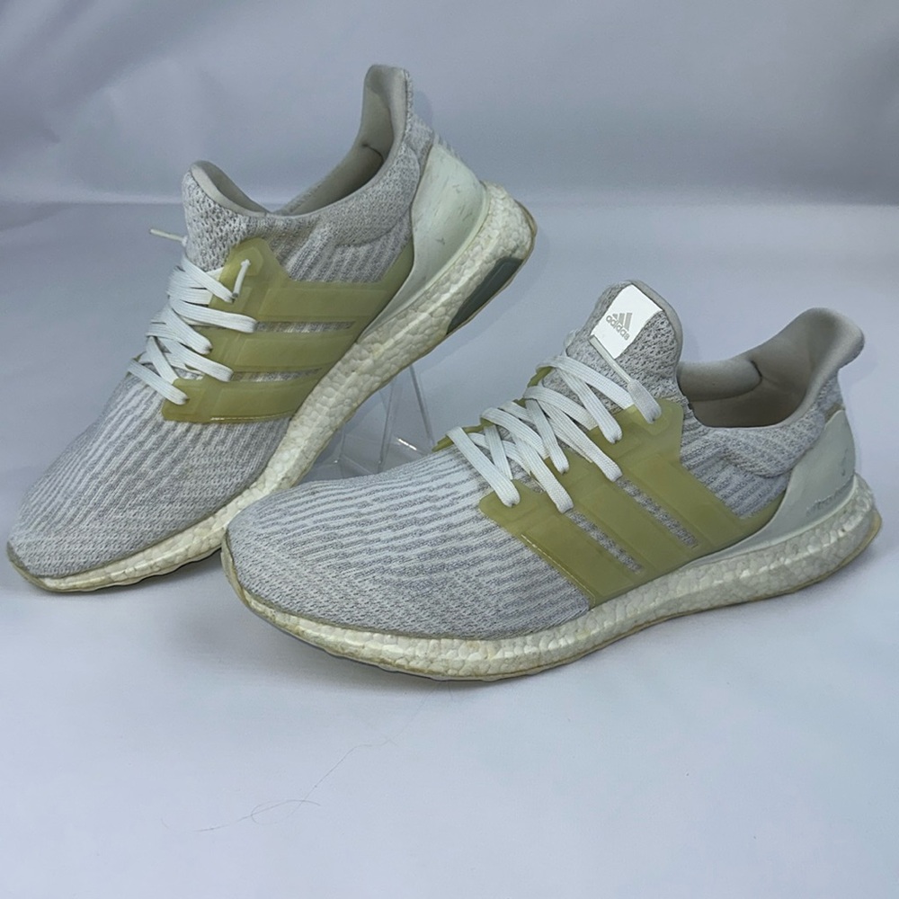 Adidas Ultra Boost Men’s Tennis Shoes. Size 12.5. White & Gray.